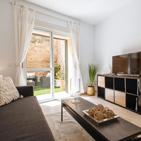 Sol Suite Apartment With Garden Séville Extérieur photo