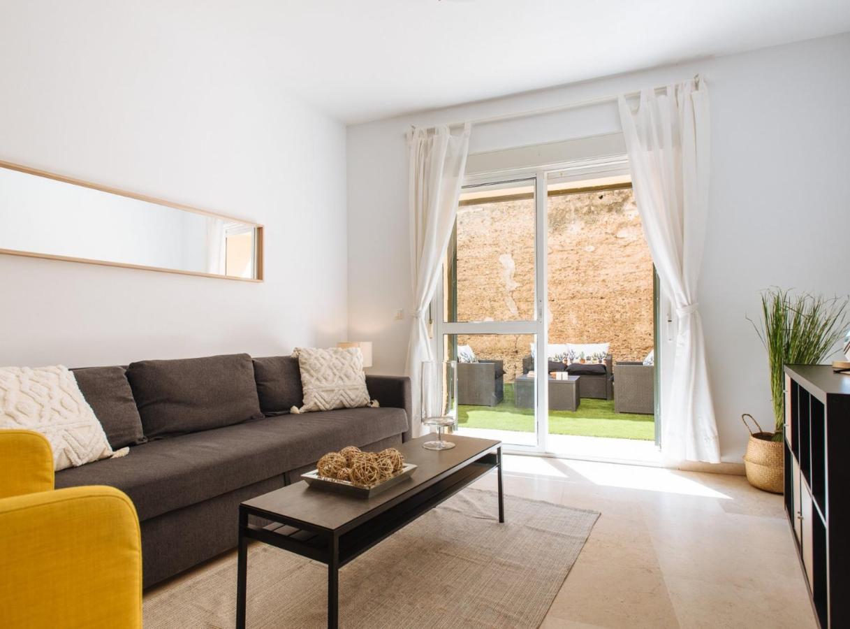 Sol Suite Apartment With Garden Séville Extérieur photo